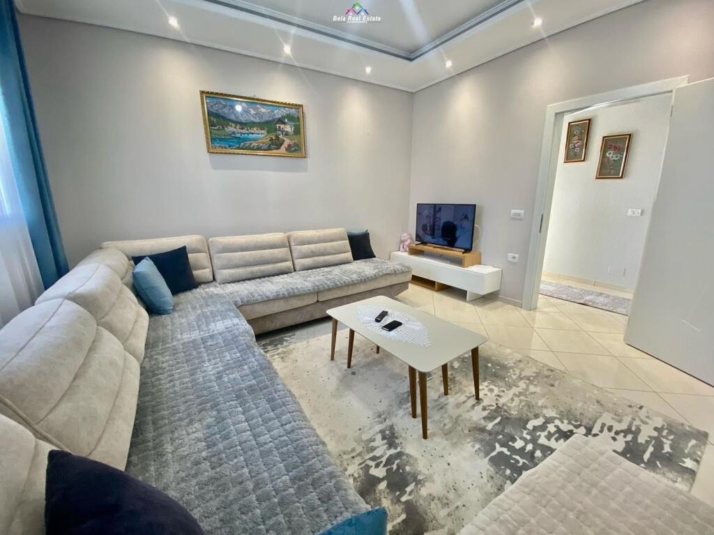 Villa in Affitto su 3 Piani Mjull Bathore (ID BV2121) Tirana