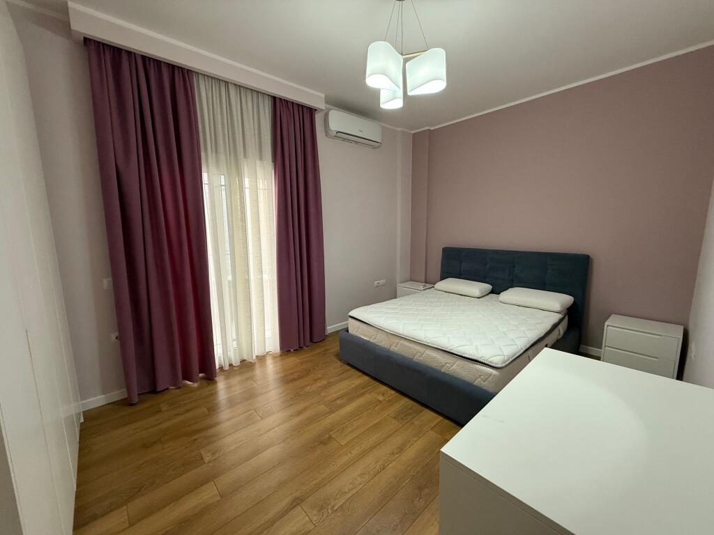 Appartamento piano villa 4+1 in Affitto