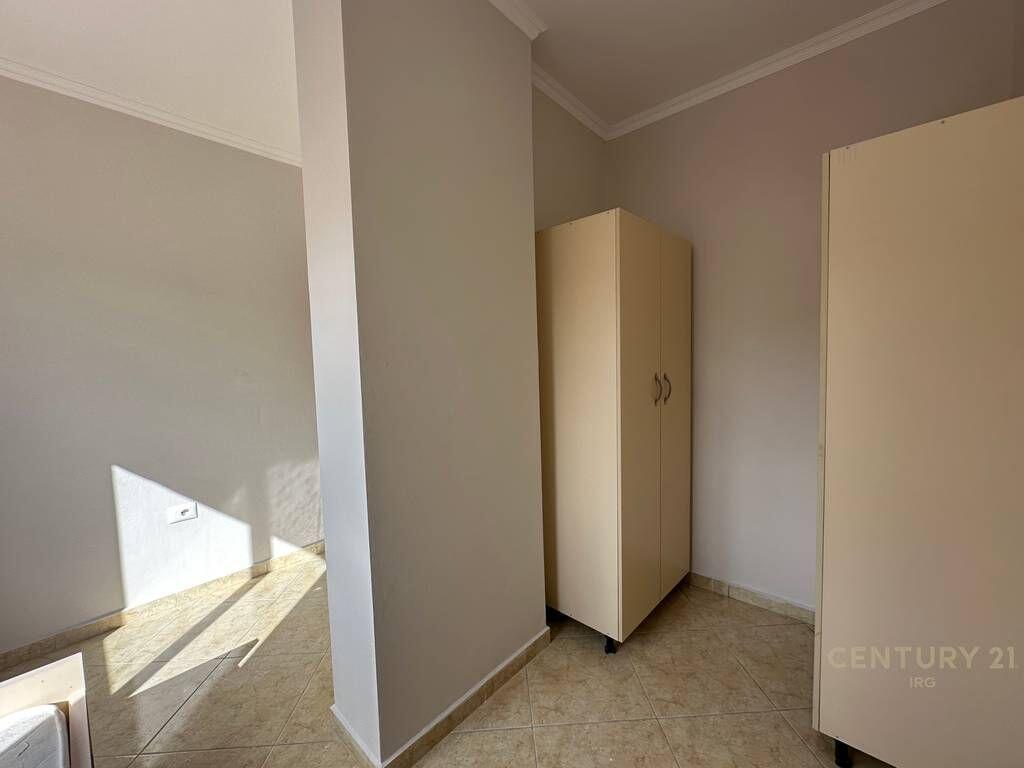 Apartament 2+1 ne Astir, tek 2 Palmat! 500 € /Muaj