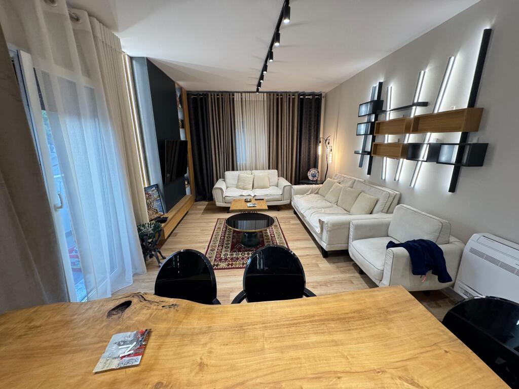 📣 RENT – Apartment 2+1+2 📍 Kodra e Diellit 💶Price:110,000 lek with parking