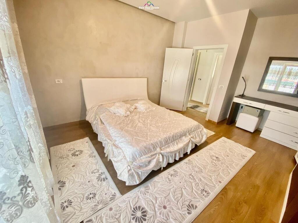 Villa in Affitto su 3 Piani Mjull Bathore (ID BV2121) Tirana