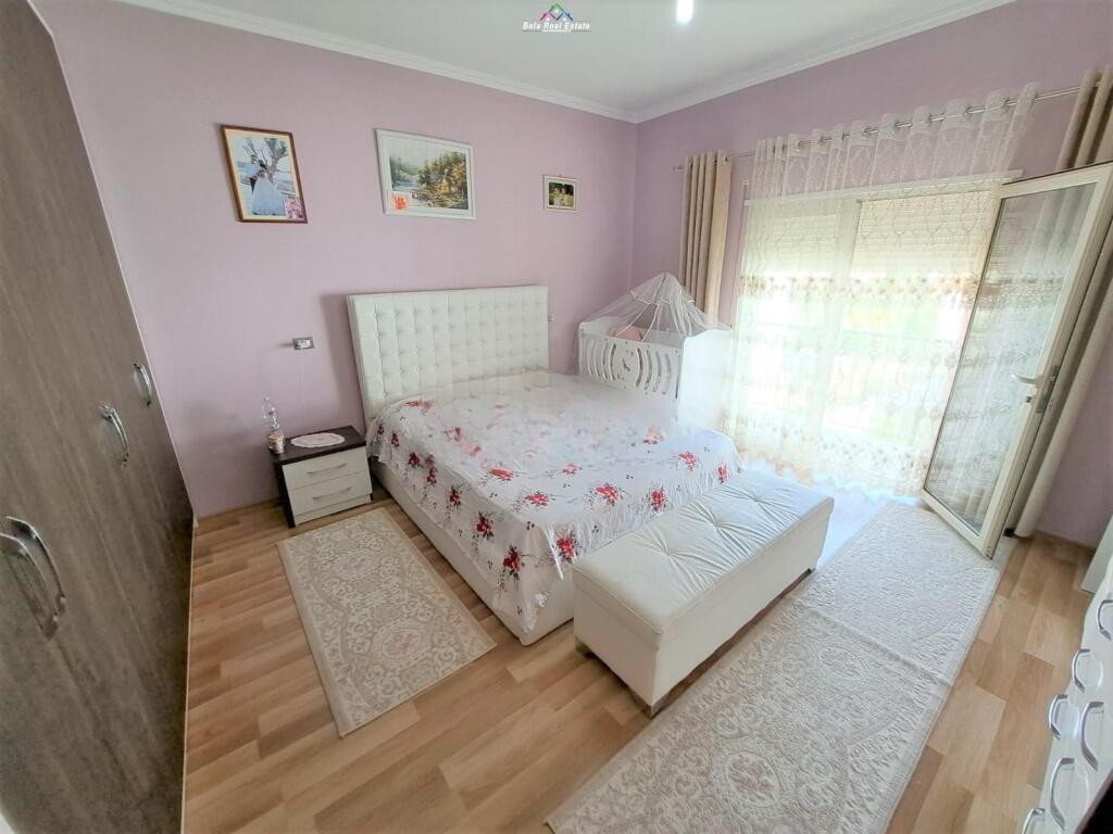 Villa in Affitto su 3 Piani Mjull Bathore (ID BV2121) Tirana
