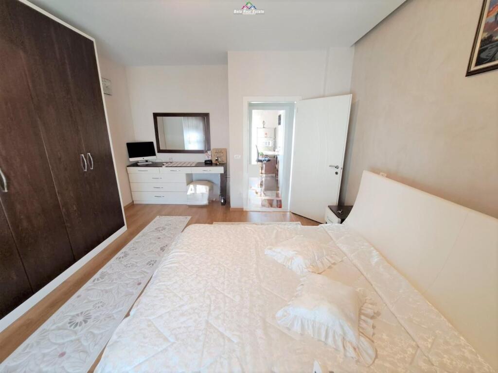 Villa in Affitto su 3 Piani Mjull Bathore (ID BV2121) Tirana
