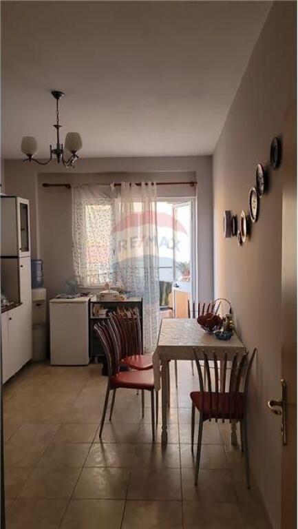 Apartament me qera 2+1 tek Rruga Elbasanit