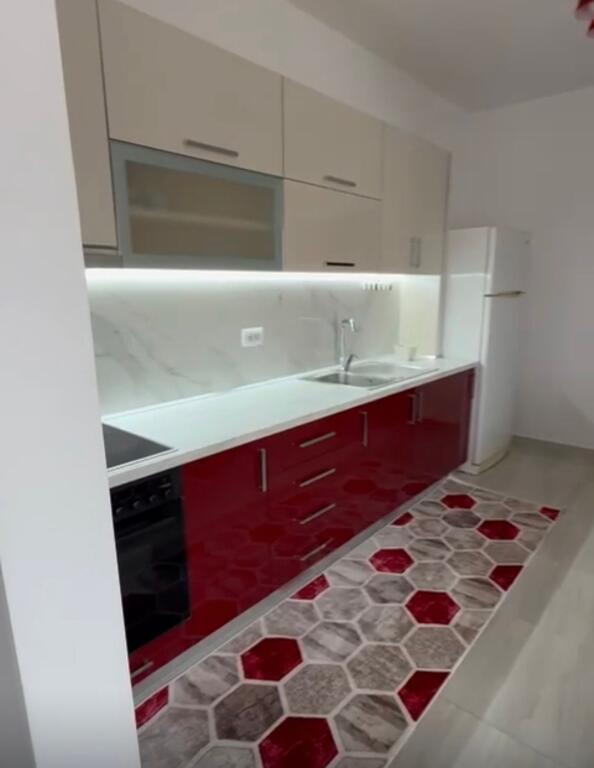 Apartament 1+1 me qira tek Zogu i Zi!