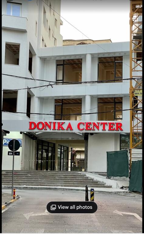 2+1,bosh per zyra ose banim,te donika center rruge e durresit,cmimi 800 euro