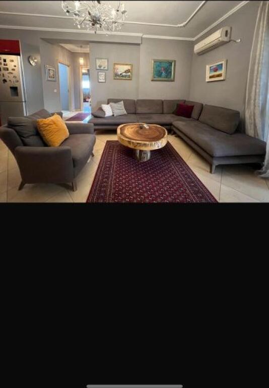 Jepet me qera apartament 2+1 tek Kodra Diellit 600€!