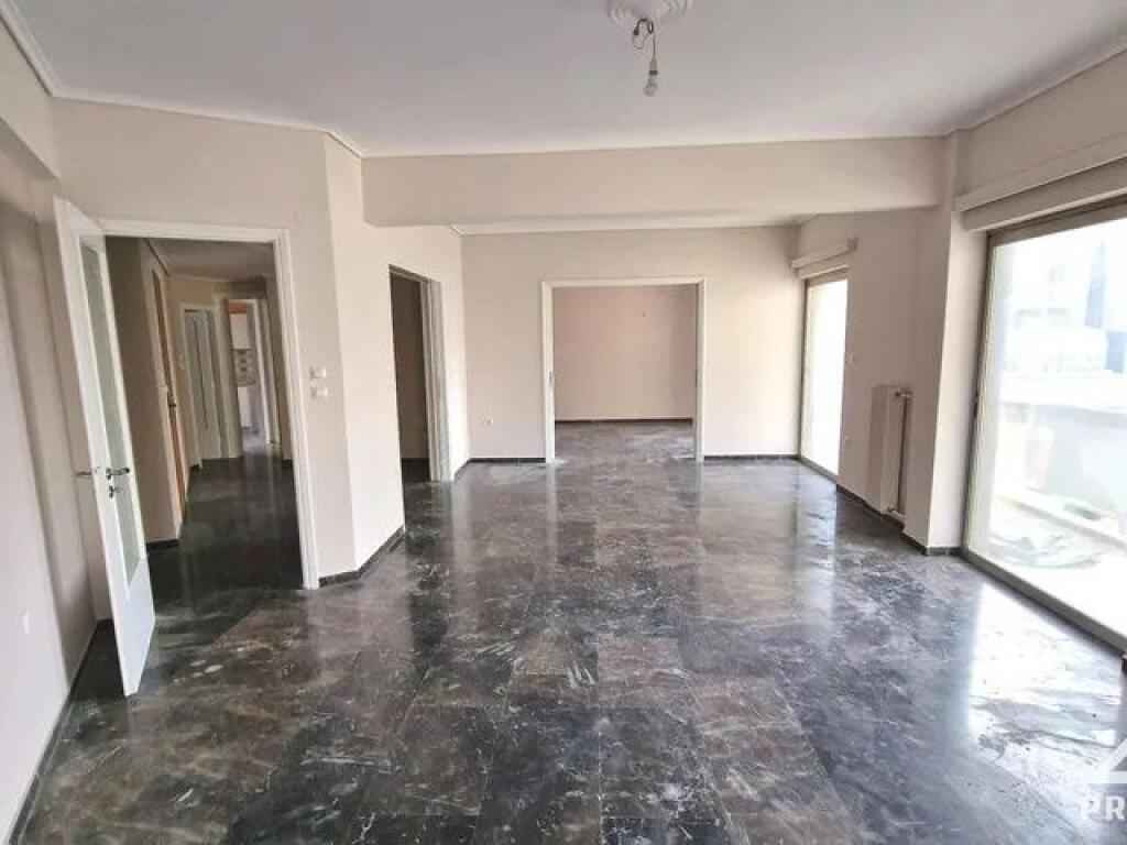 Zyre Me Qera 2+1 Tek Mine Peza (ID BZ2725) Tirane