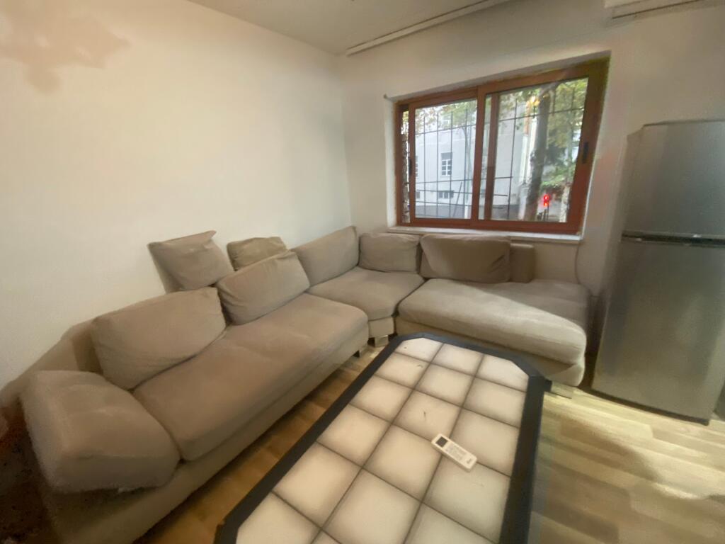 1+1, furnished, train station, price 500 thousand lek