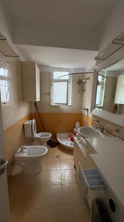 🏠 APPARTAMENTO 2+1 IN AFFITTO + DEPOSITO 📍 Via Kavaja, di fronte a SQ21