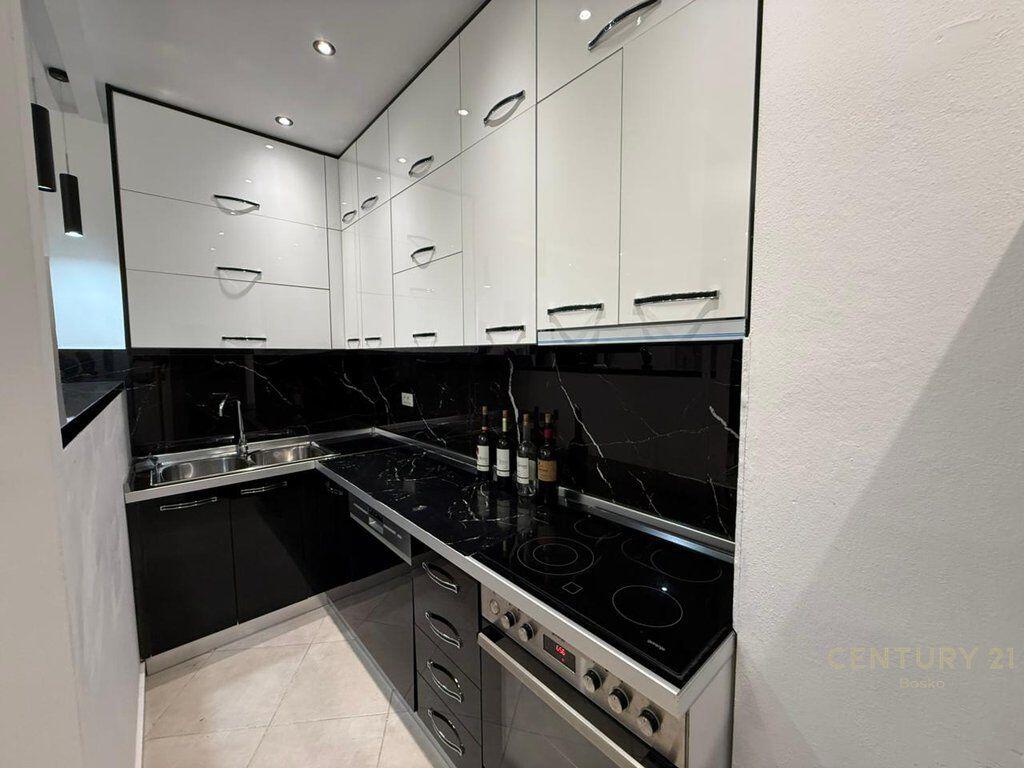 Apartament 2+1+Post Parkimi Me Qira te Liqeni i Thatë, Tiranë - 800€ | 111.33 m²