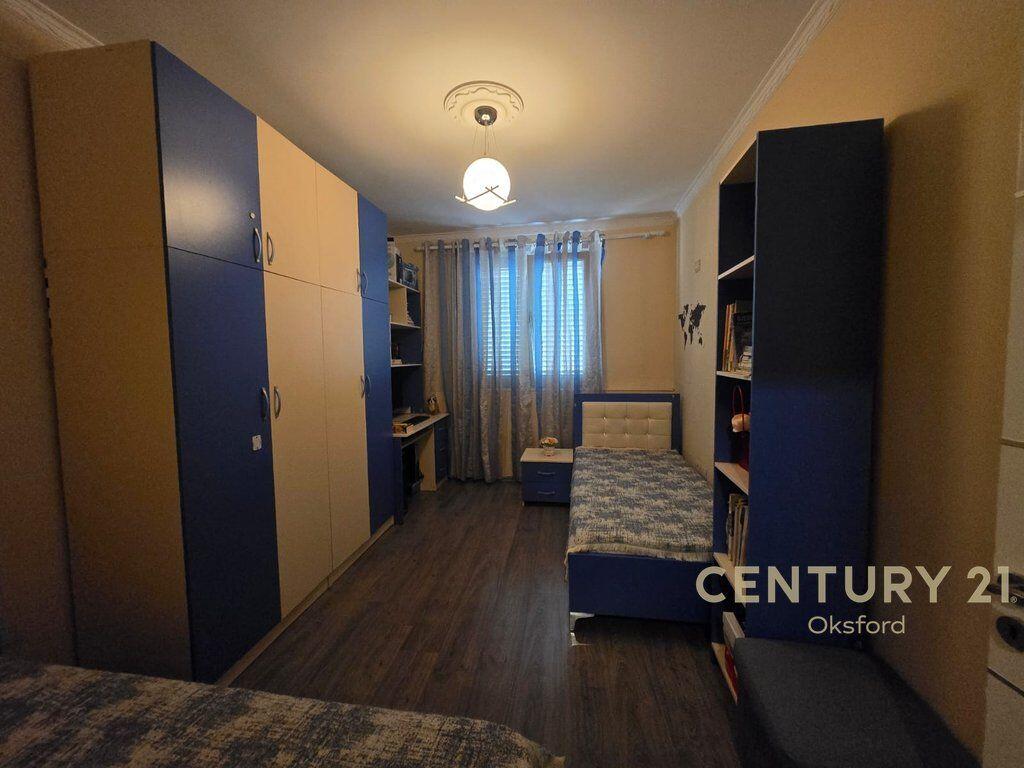 🏡 Shitet Apartament 2+1 – Tek Ish Fusha e Aviacionit