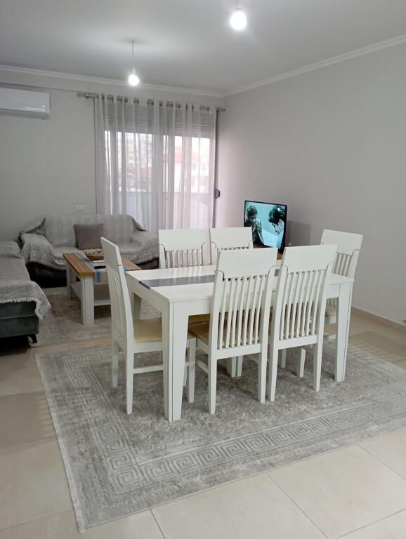 Apartment for rent at Caza Italia !