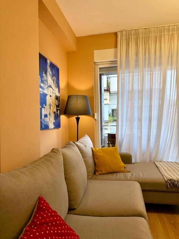 Apartament me qira 2+1+2, Rruga e Barrikadave