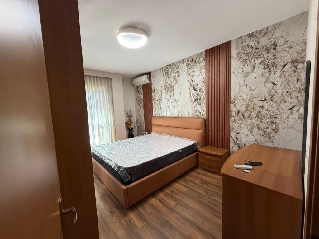 Apartament - Për Qira 2+1 TE MINE PEZA