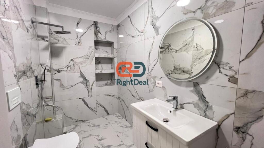 In Via Bardhyl, Appartamento 2+1 in Vendita, Investito !!!