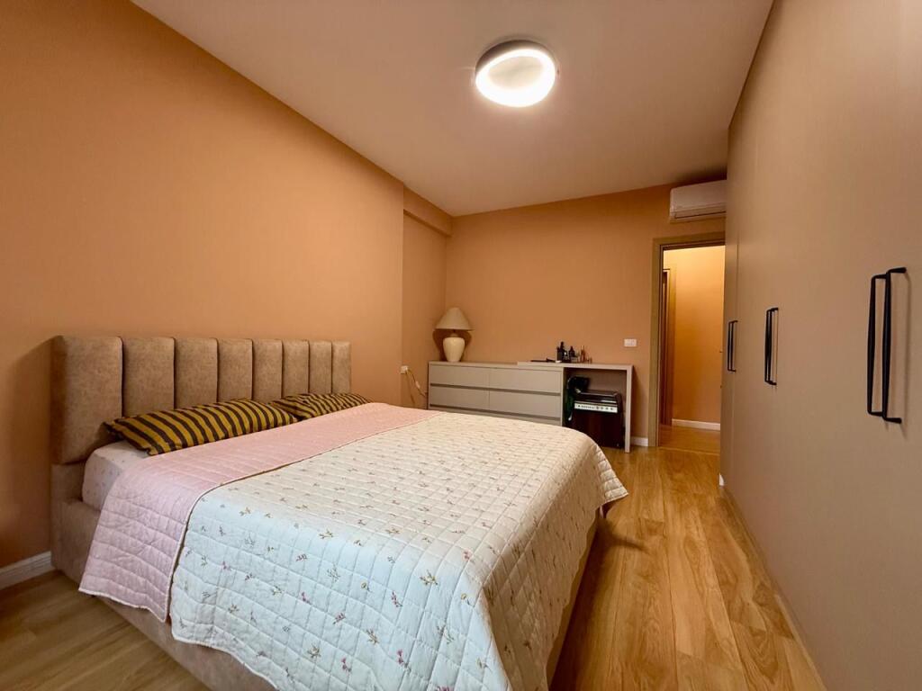 Apartament me qira 2+1+2, Rruga e Barrikadave
