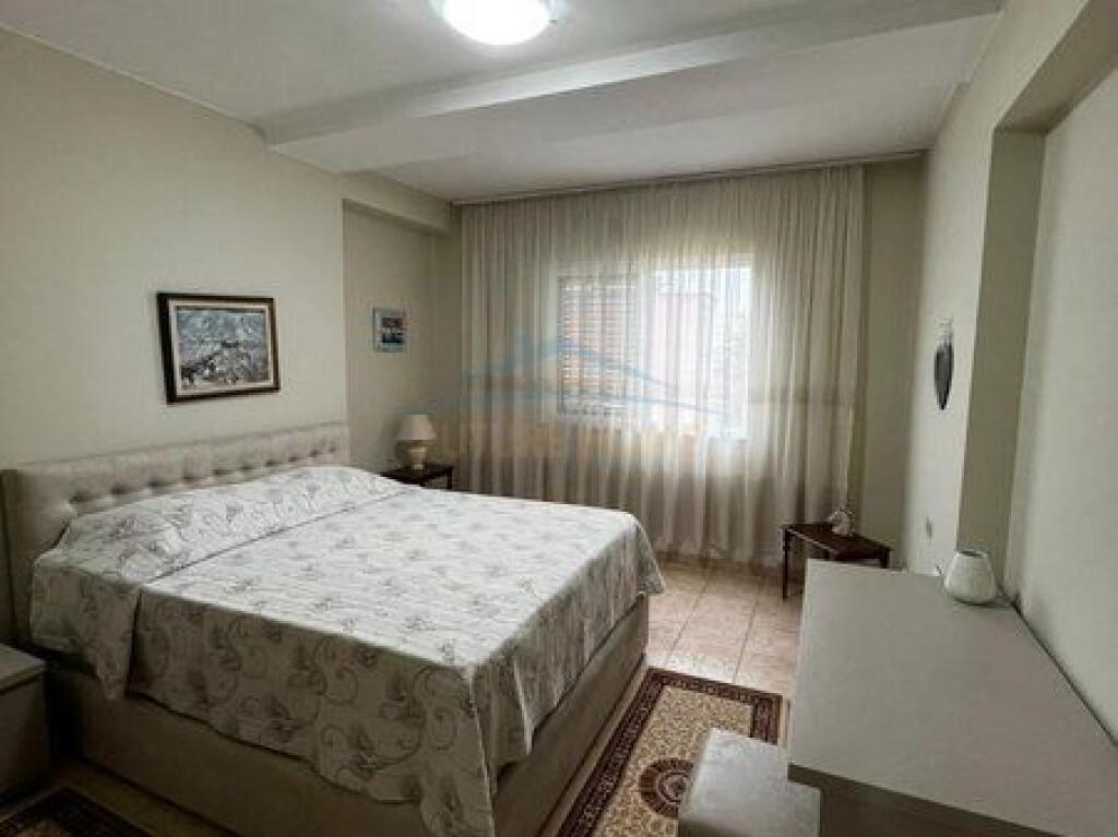 Affitto, Appartamento 2+1, Piazza Wilson, Tirana