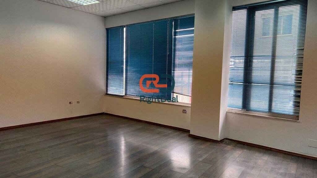Near the Paris Municipality, Office Space for Rent with Perfect Location!!