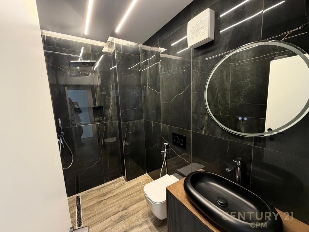 🏙️ Apartament 2+1+2 për Qira – Hoxha Tahsim, Tiranë