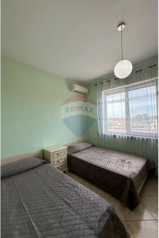 APARTAMENT 3+1+2 2 POSTE PARKIMI KOPSHTI ZOOLOGJIK