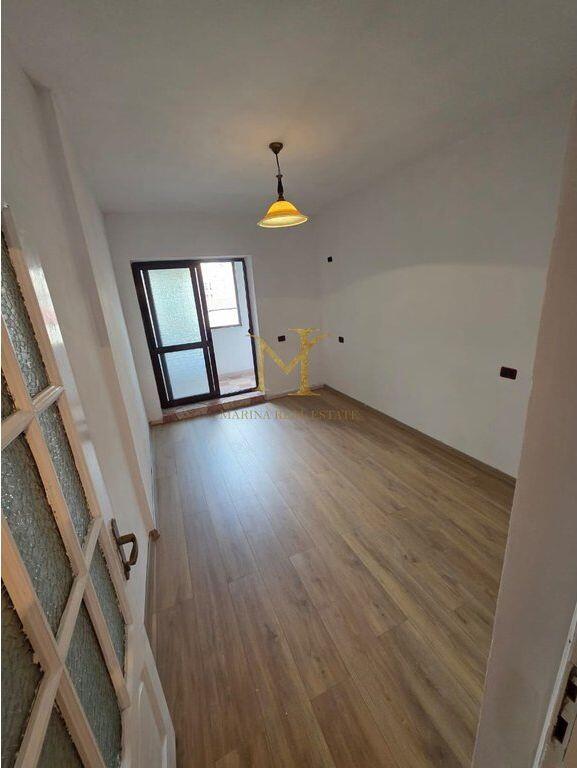 SHITET APARTAMENT 2+1+2 BALLKONE , PRANE PALLATIT TE SPORTIT !