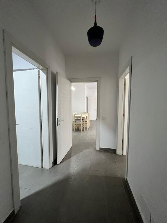 Apartament 2+1, Kamëz!