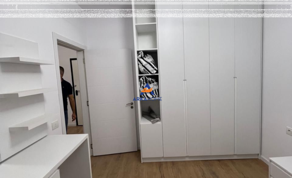 JEPET ME QERA APARTAMENT 1+1+BALLKON "RRUGA 5 MAJ" 45.000 LEKE