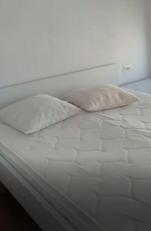 Apartment 1+1 For Rent in Ali Demi, At Kadiu Complex, Tirana