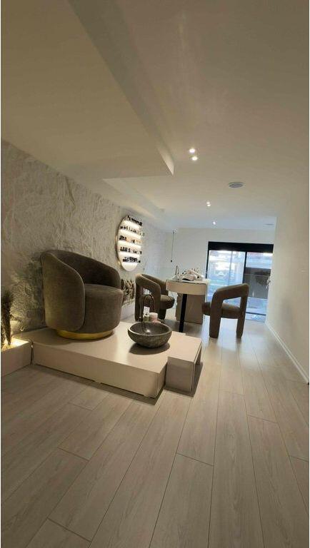 Professional space for rent for nail esthetician – MARGA Complex! 250 € /Month