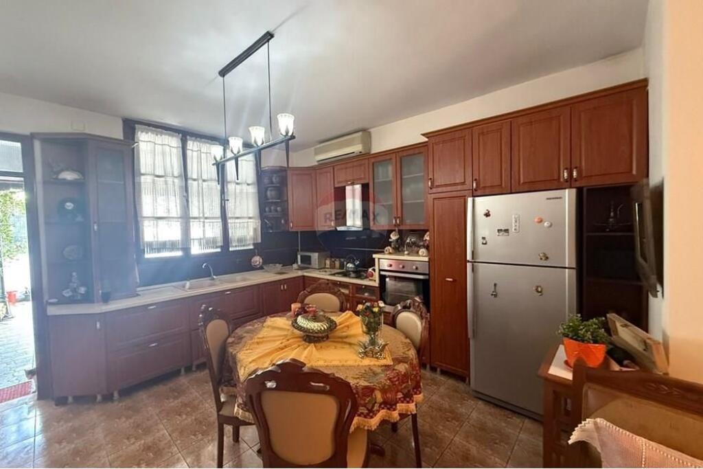 Apartment for sale Block of Villas Selite