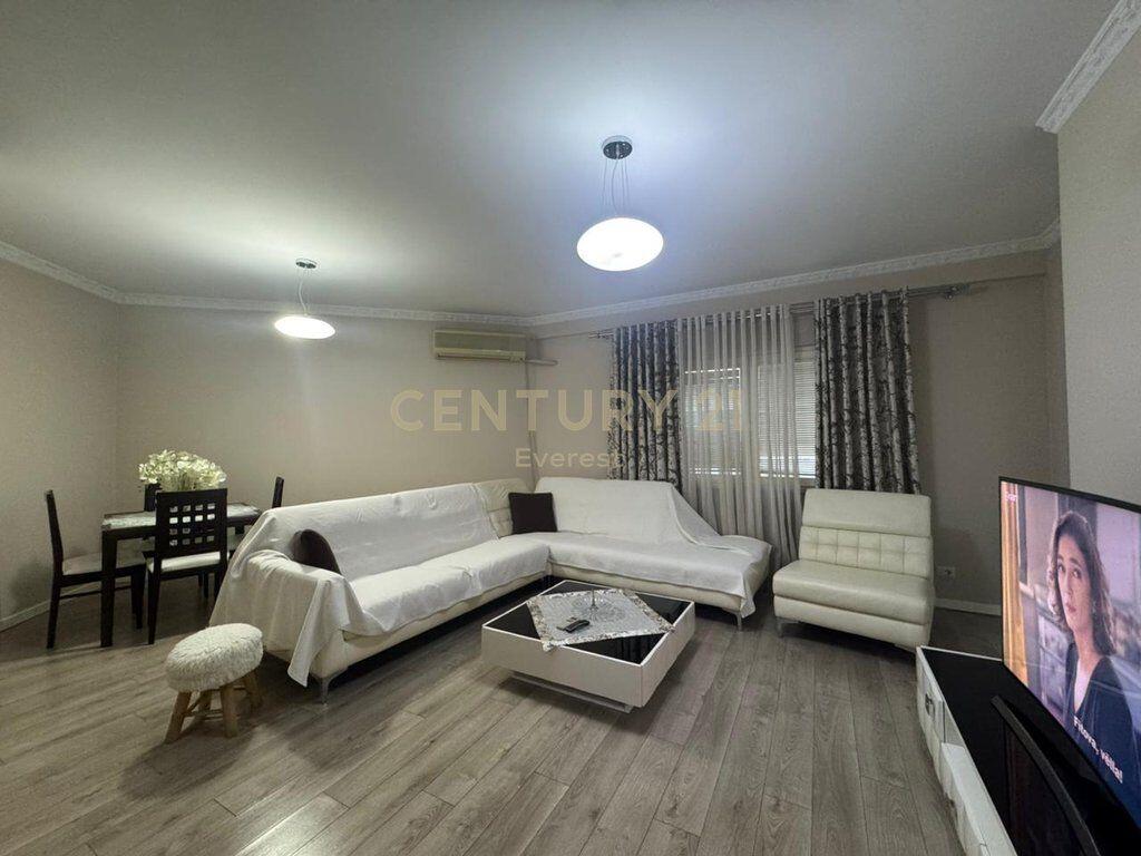 SERVICE COMPLEX, WE SELL APARTMENT 2+1+2!!
