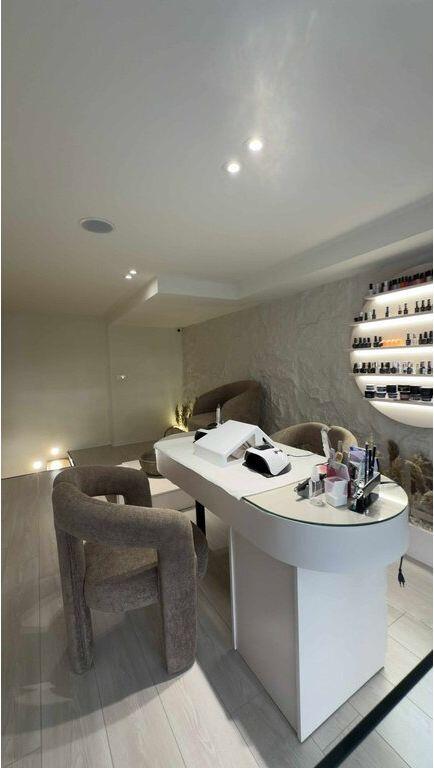 Professional space for rent for nail esthetician – MARGA Complex! 250 € /Month