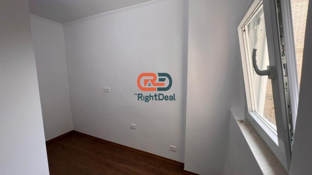 In Via Bardhyl, Appartamento 2+1 in Vendita, Investito !!!