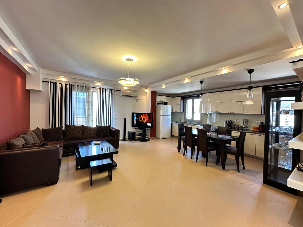FOR RENT APARTMENT 3+2 + GARAGE NEAR BROOKLYN, LUNGOMARE, VLORE