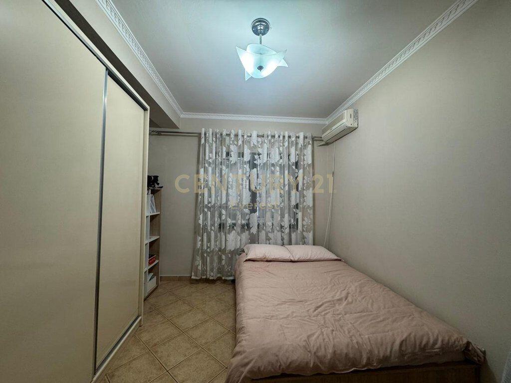 SERVICE COMPLEX, WE SELL APARTMENT 2+1+2!!