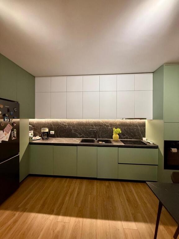 Apartament me qira 2+1+2, Rruga e Barrikadave