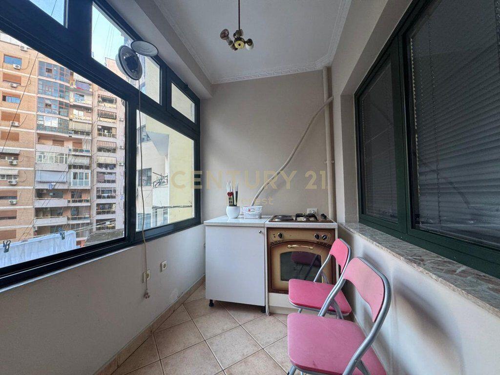 SERVICE COMPLEX, WE SELL APARTMENT 2+1+2!!