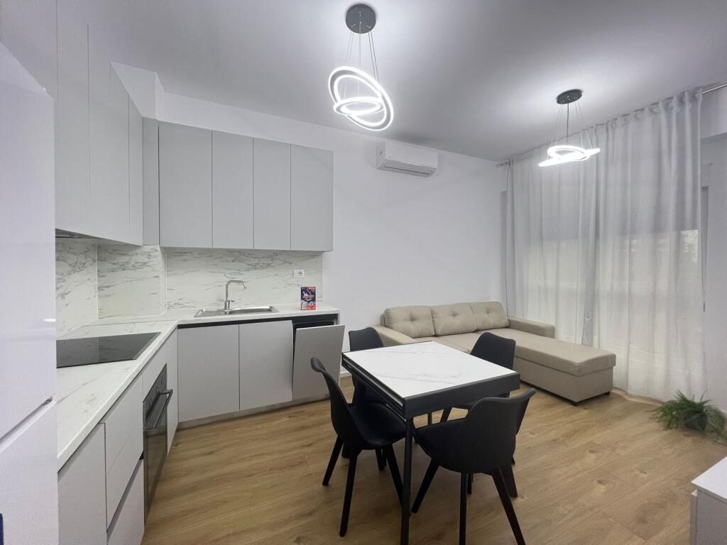 Apartament 1+1 per qera ne Ali Dem!