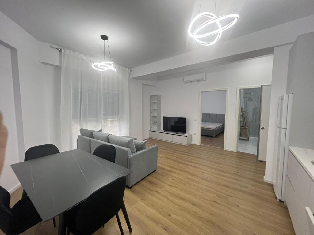 Apartament 1+1 per qera ne Ali Dem!
