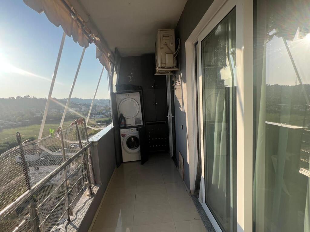 Jepet apartament me qira 2+1 Astir
