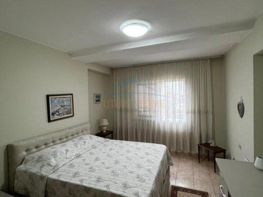 Affitto, Appartamento 2+1, Piazza Wilson, Tirana