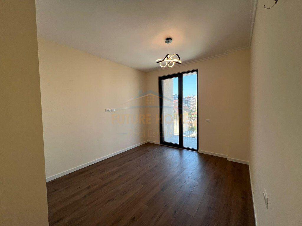 AFFITTASI APPARTAMENTO 2+1+2 , RESIDENZA ALTANA, COMUNE DI PARISIT