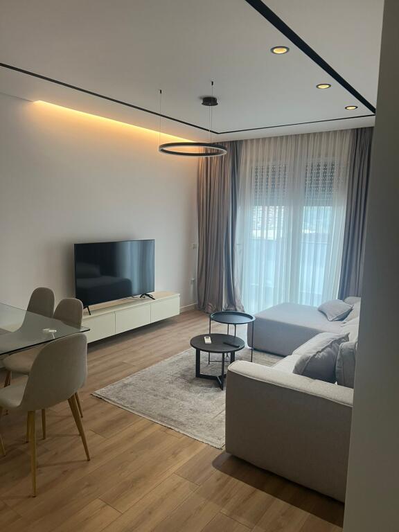 APARTAMENT 1+1 ME QIRA – TEK PARKU OLIMPIK