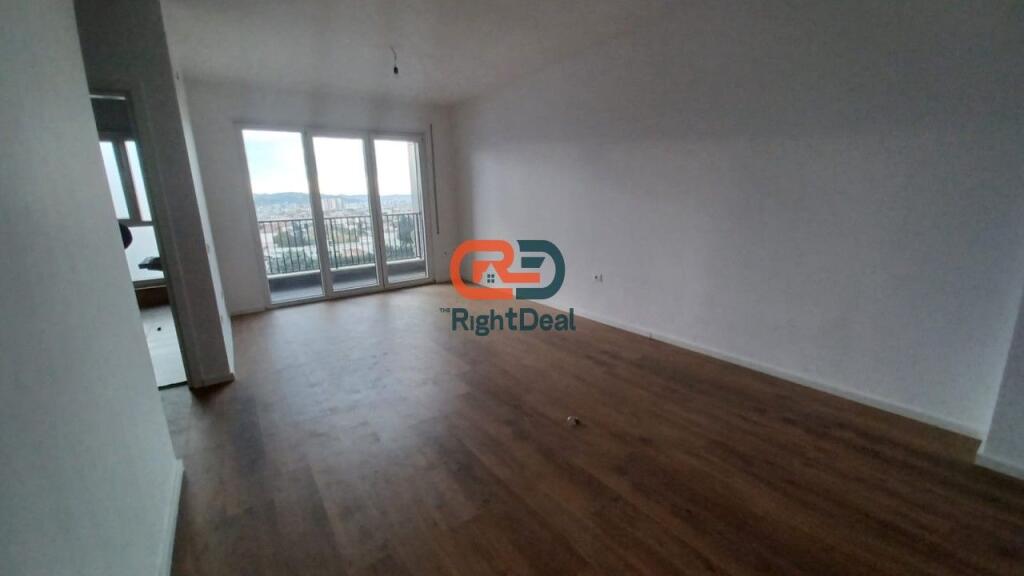 Ne Don Bosko, Tek Kompleksi Trio Tower, Jepet Me Qira Apartament 1+1 Me Planimetri Te Rregullt!!!