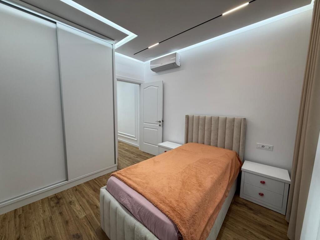 Appartamento moderno in affitto 2+1+2 nella zona del Nuovo Boulevard