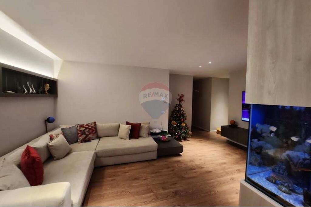 Apartment 2+1 +2 for sale near the New Bazaar