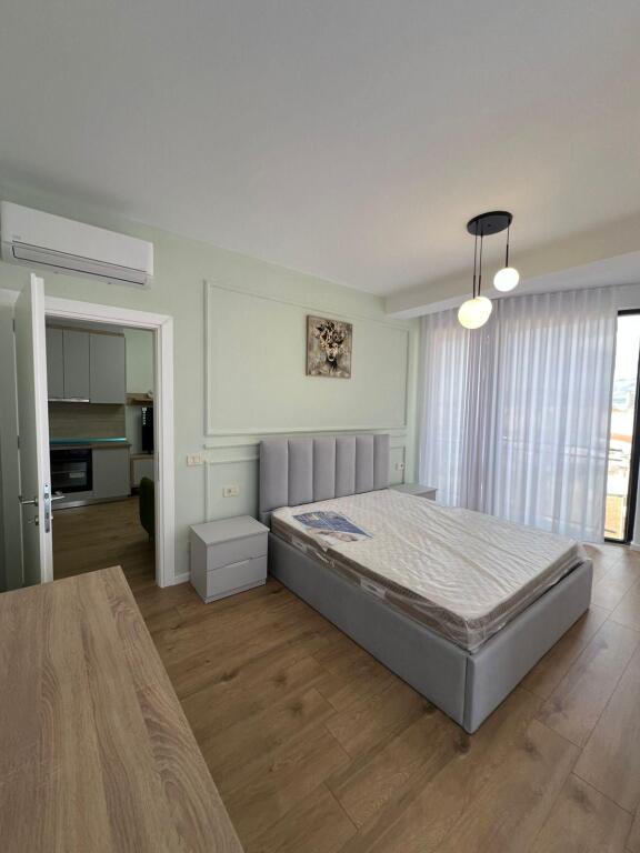 🏡 Apartament me qira 2+1– Golden Tower, Rruga Mine Peza, Tiranë ✨💶 Çmimi: 90000 Leke/muaj