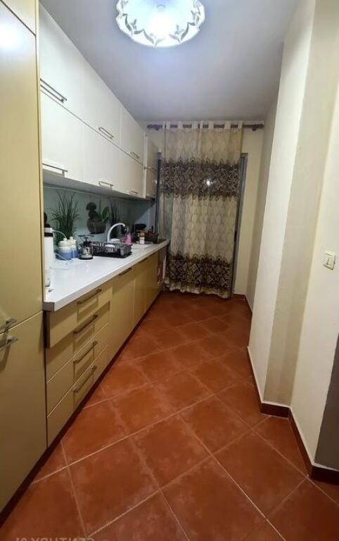 Apartament 1+1 per shitje ne Fresk te Thesarit i Shtetit.