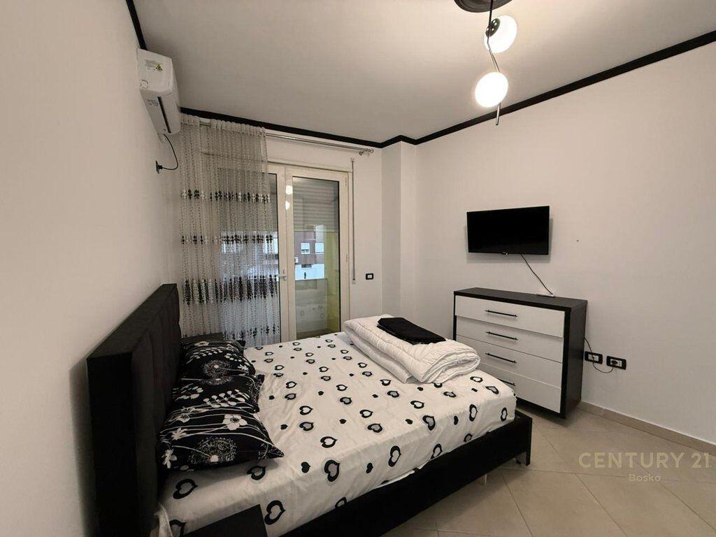 Apartament 2+1+Post Parkimi Me Qira te Liqeni i Thatë, Tiranë - 800€ | 111.33 m²